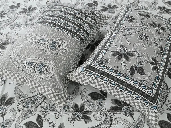 Paisley_Grey_Pure_Cotton_King_Size_Bedsheet_With_2_Pillow_Covers