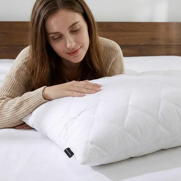 Down_Alternative_Luxury_Quilted_Pillow_Set_Of_4_|_100%_Organic_Cotton_Fabric_With_Premium_Cloud_Microfiber_Filling_|_17X27_Inches_(Moon_White)