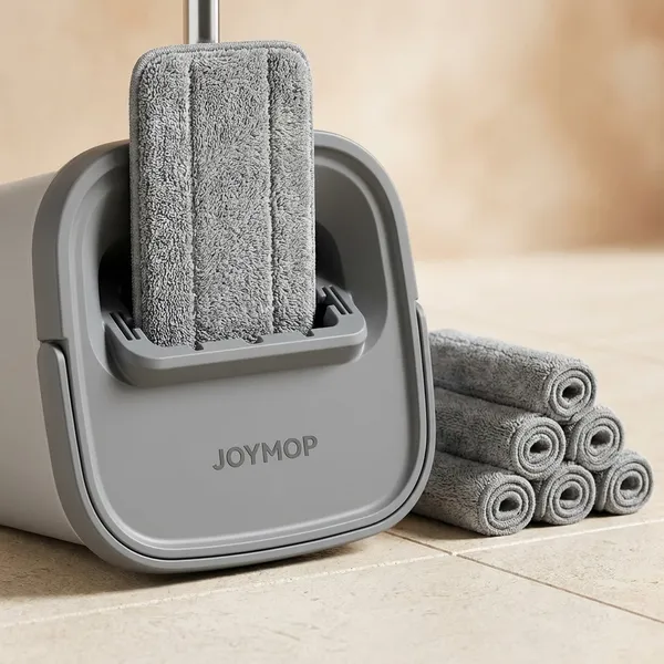 Grey_And_Off_White_Plastic_Bucket_Mop_For_Washing_And_Mopping_Floors