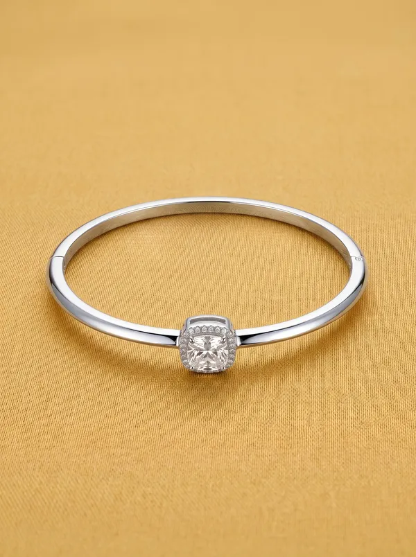 Cushion-Cut_Halo_Solitaire_Silver_Bangle_Bracelet