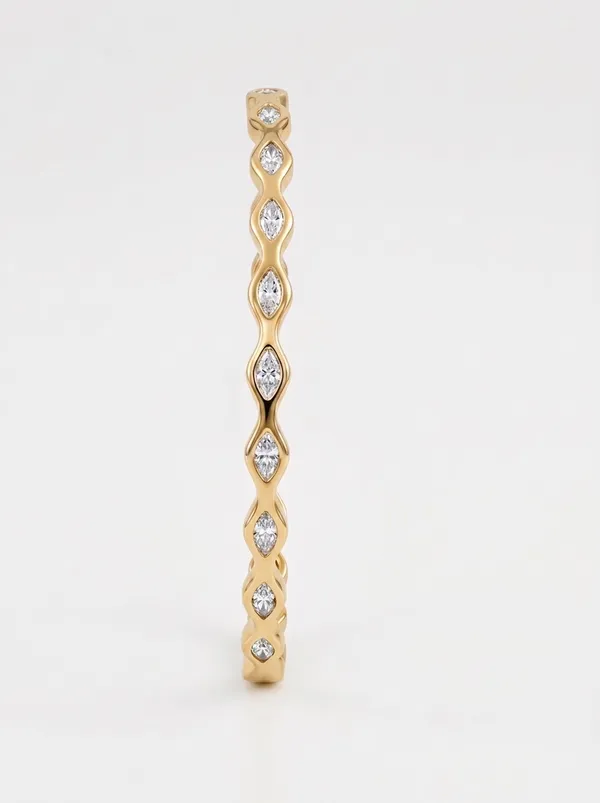 Geometric_Marquise_Crystal_Scalloped_Gold_Bangle_Bracelet