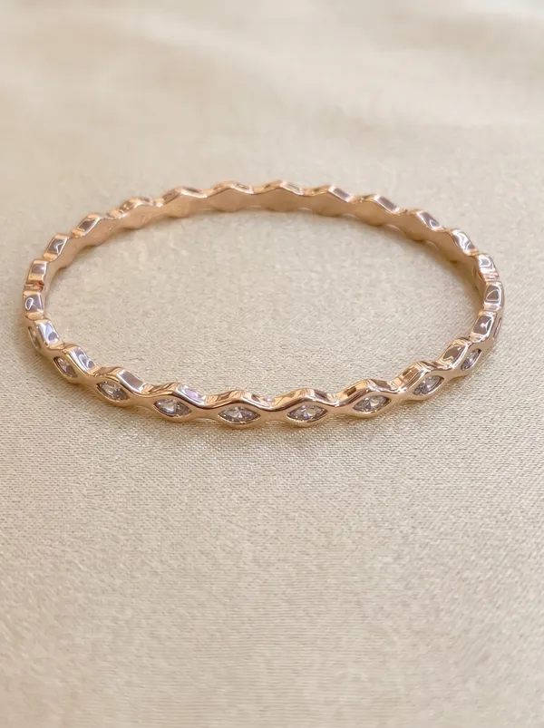 Geometric_Marquise_Crystal_Scalloped_Rose_Gold_Bangle_Bracelet