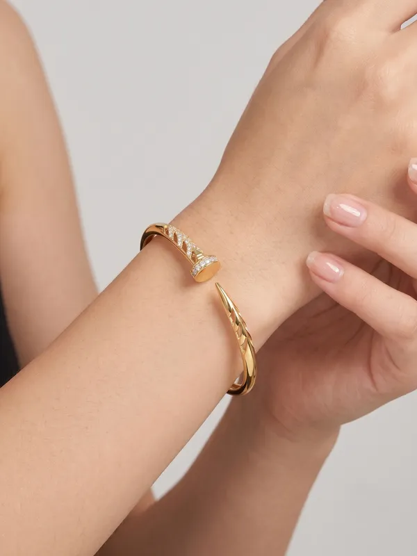 Gold_Plated_Anti-Tarnish_Crystal_Nail_Wrap_Openable_Bracelet