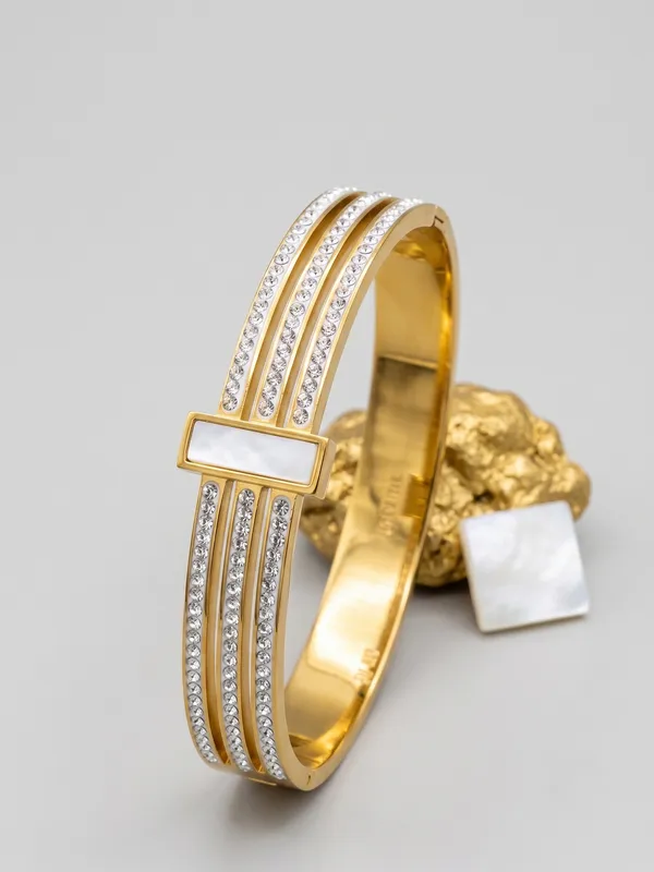 Gold_Plated_Anti-Tarnish_Triple_Row_Crystal_&_Pearlescent_Bar_Openable_Bracelet_(demifine)