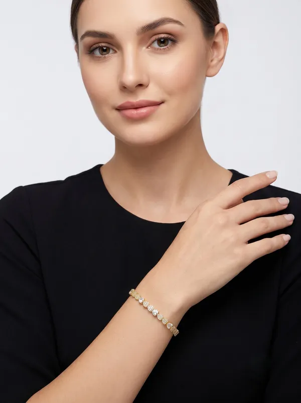 Gold-Plated_Heart_Cut_&_Pavé_Cubic_Zirconia_Bangle_Bracelet