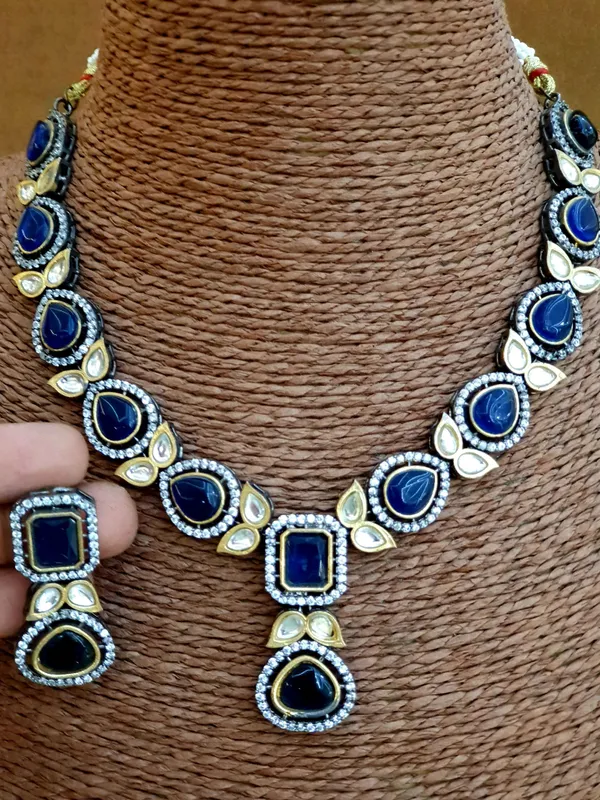 Blue_Kundan_Set_For_Women