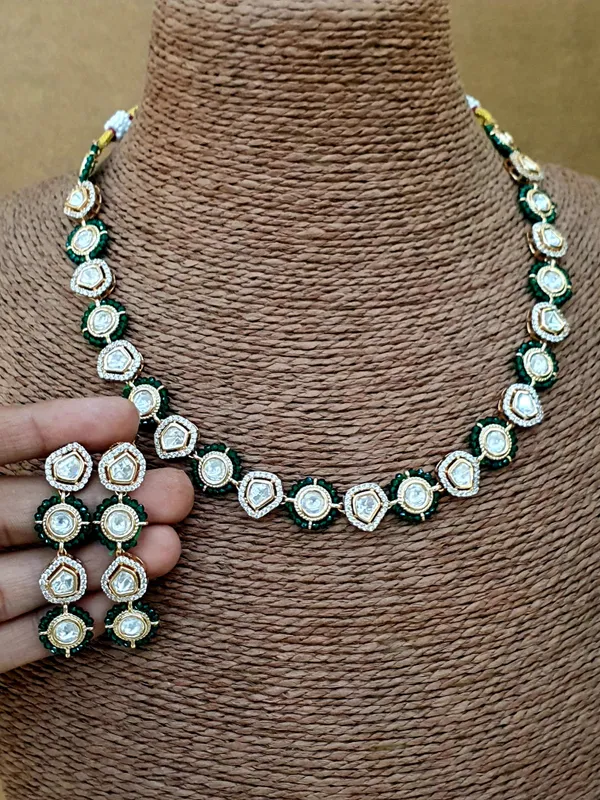 Green_Kundan_Set_For_Women