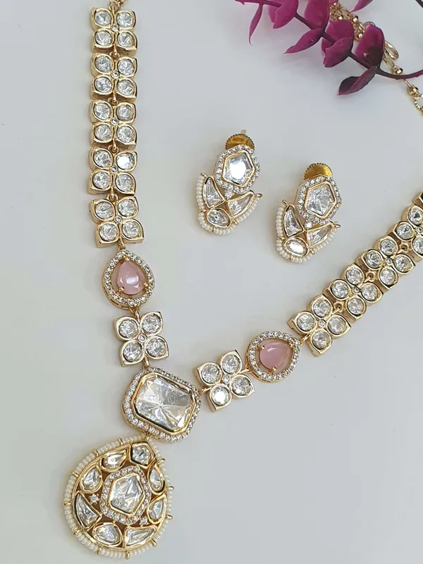 Pink_Kundan_Set_For_Women