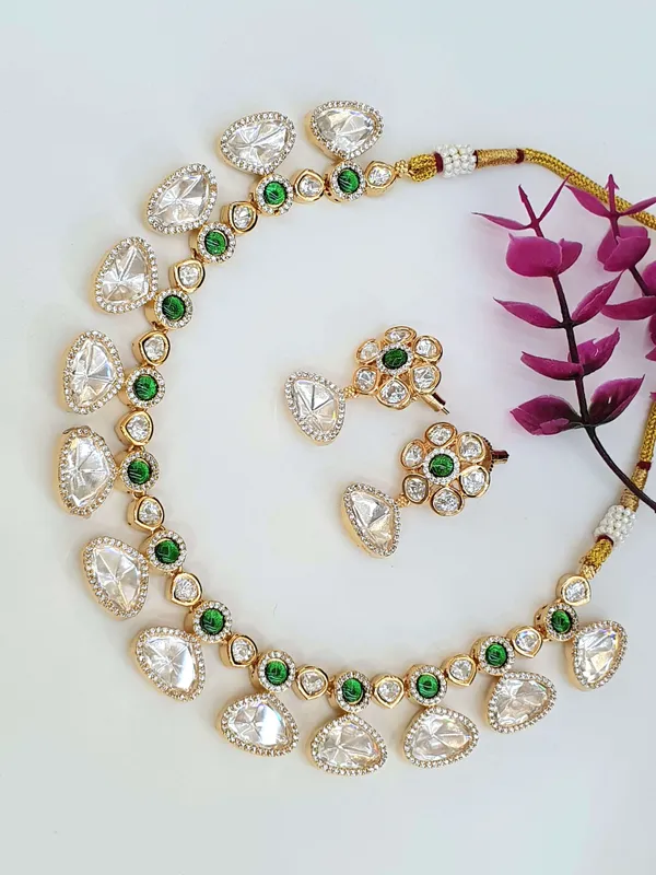 Green_Kundan_Set_For_Women