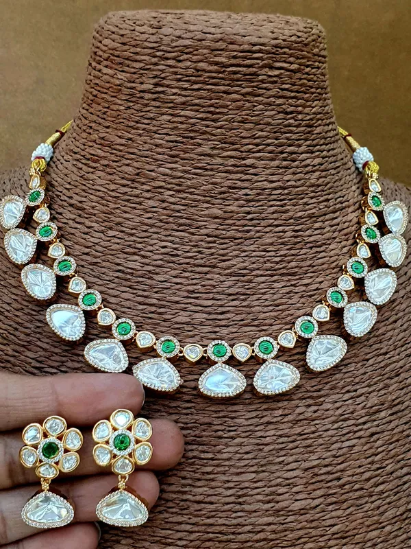Green_Kundan_Set_For_Women