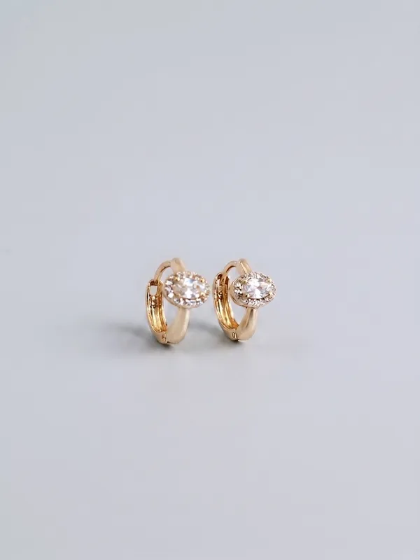 Oval_Halo_Gold_Huggie_Earrings_(demifine)