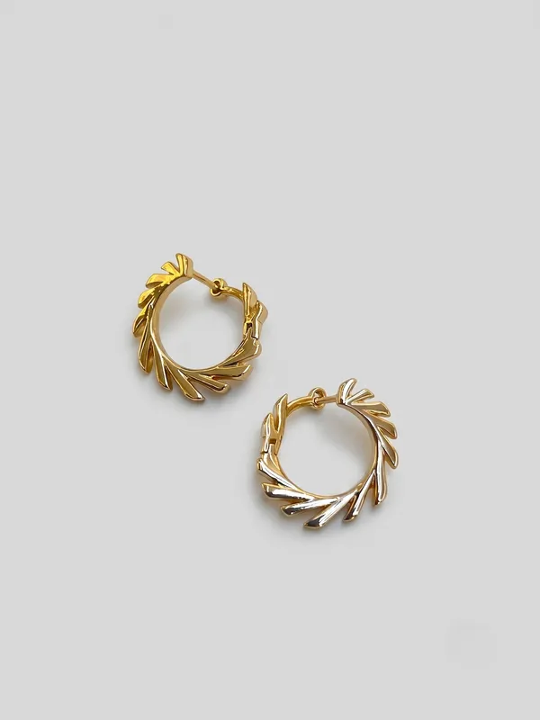 Textured_Gold_Wreath_Hoop_Earrings_(demifine)
