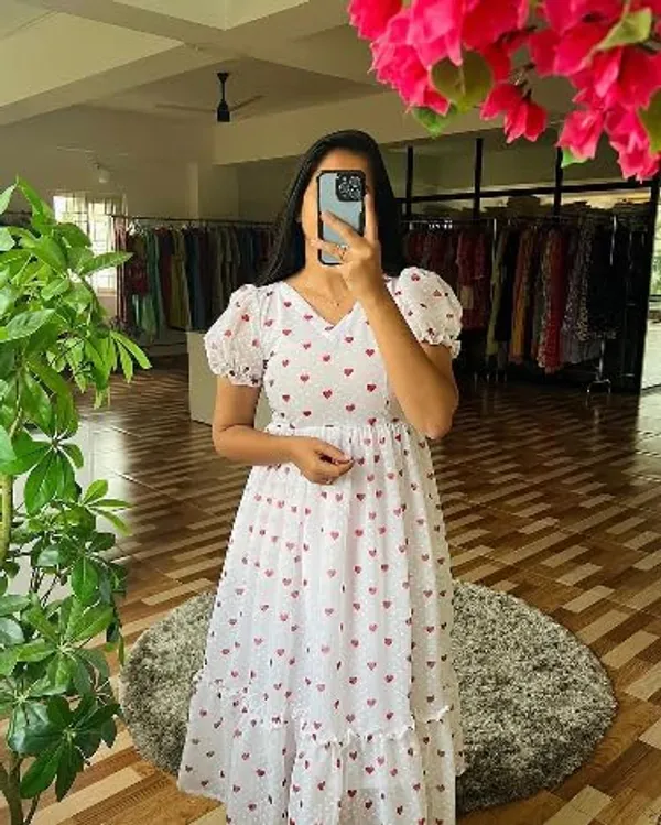 White_Georgette_Gown_Dress_For_Women