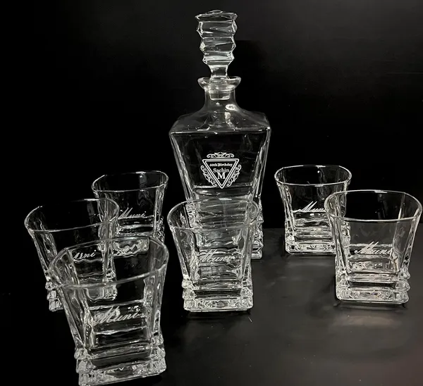 Personalised_Whiskey_Glass_6_Pcs_310_Ml_And_Decanter_750_Ml_Scotch_Whisky_Decanter_And_Glasses_Gift