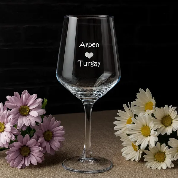 Personalized_Wine_Glasses_With_Custom_Name_And_Heart_Design_Laser_Engraved_465_Ml_Clear_Glass_For_Gift