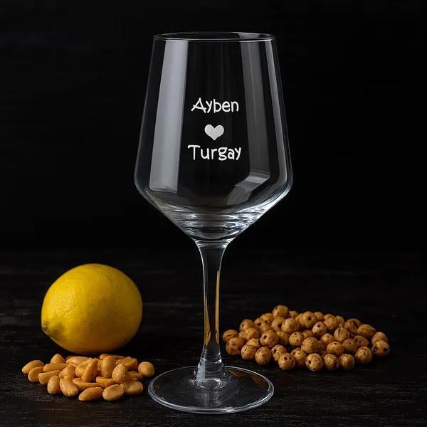 Personalized_Wine_Glasses_With_Custom_Name_And_Heart_Design_Laser_Engraved_465_Ml_Clear_Glass_For_Gift