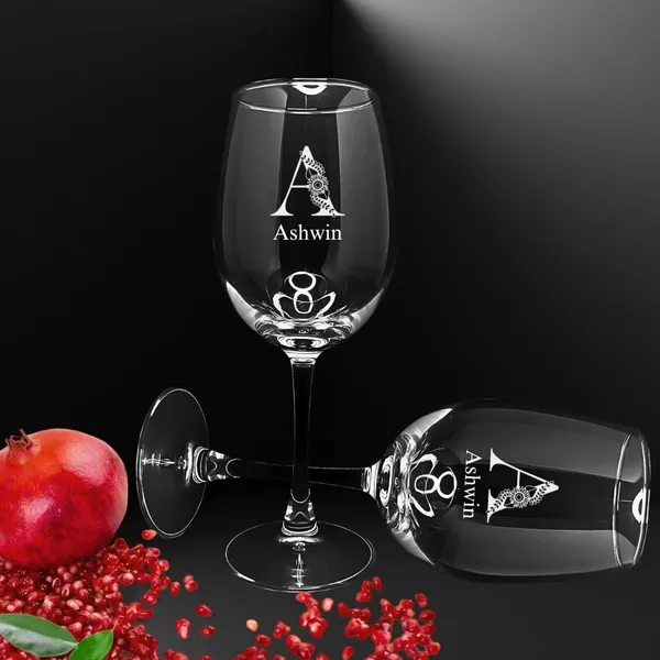 Personalised_Wine_Glasses_Custom_Wedding_Bridesmaid_Gift_Crystal_Stemware_With_Engraving_465_Ml