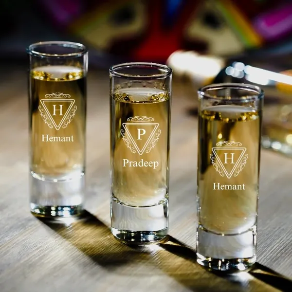 Personalized_Shot_Glasses_With_Monogram_Initial_65_Ml_Set_Of_2_Clear_Glass