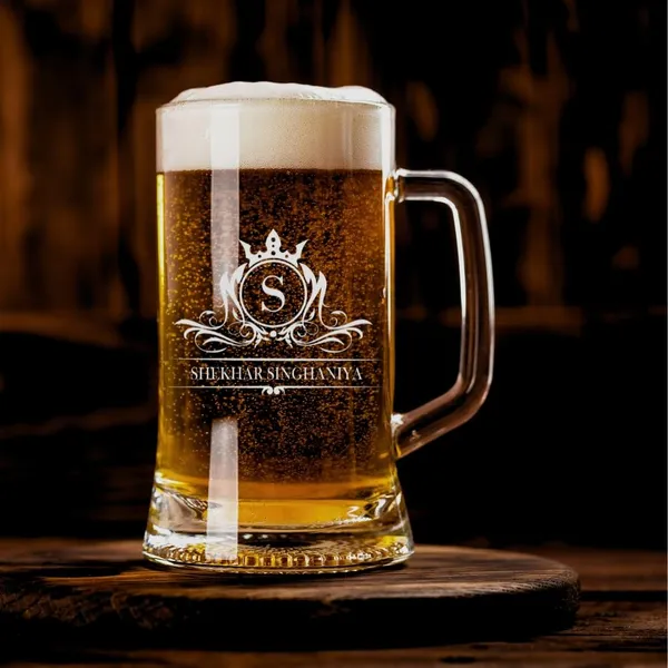 Personalized_Beer_Mug_With_Monogram_Design_500_Ml_Glass_Crown_Pattern_Engraving