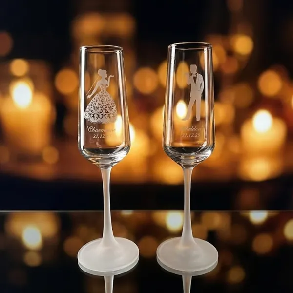 Personalized_Bride_Groom_Champagne_Glass_With_Name_Wedding_Date_Engraved_Luxury_Matte_White_Stem_Crystal_Glass_For_Wedding_Engagement_Anniversary_Gift