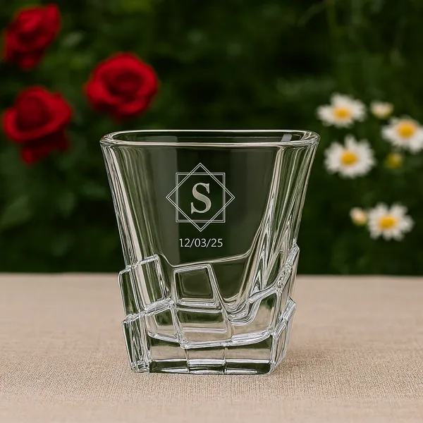 Personalized_Crystal_Whisky_Glass_With_Monogram_And_Date_Twisted_Design