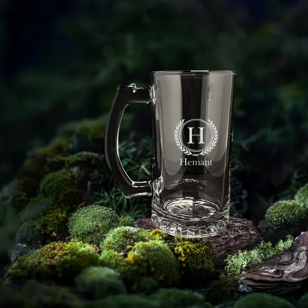 Personalized_Glass_Beer_Mug_With_Monogram_Engraving_Custom_Name_And_Initial_Design