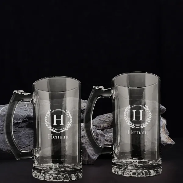 Personalized_Glass_Beer_Mug_With_Monogram_Engraving_Custom_Name_And_Initial_Design