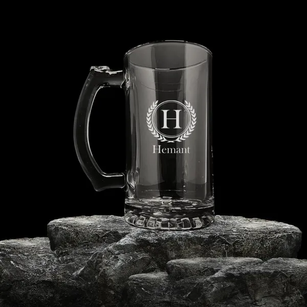 Personalized_Glass_Beer_Mug_With_Monogram_Engraving_Custom_Name_And_Initial_Design
