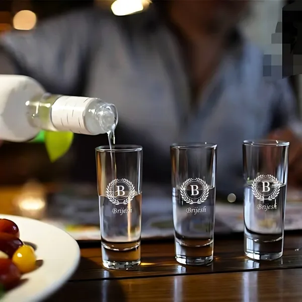 Personalized_Shot_Glass_2_Pcs_65_Ml_Crystal_Glass_With_Initial_Name_Engraving_Laurel_Wreath_Design_Clear