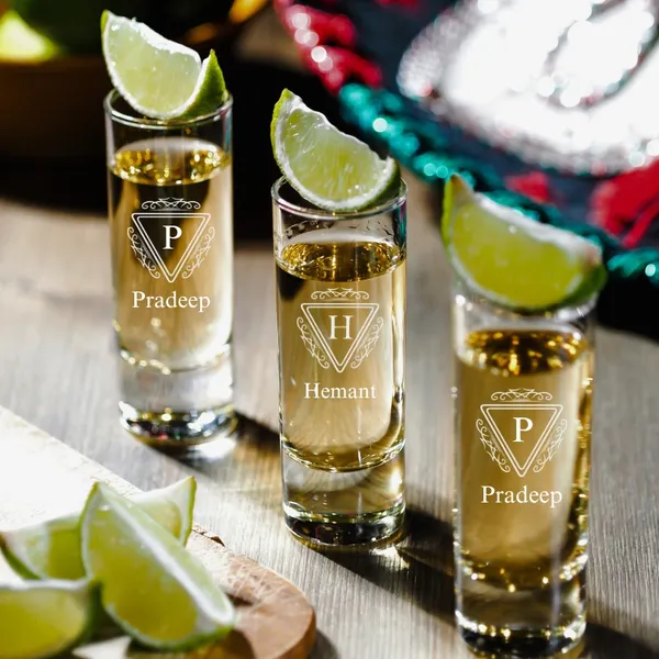 Personalized_Shot_Glasses_With_Monogram_Initial_65_Ml_Set_Of_2_Clear_Glass
