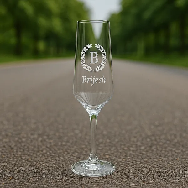 Engraved_Champagne_Glass_With_Custom_Initial_Name_250_Ml_Crystal_Flute_Laurel_Design_Personalized_Gift_For_Her_Bride_Bridesmaid_Birthday_Anniversary