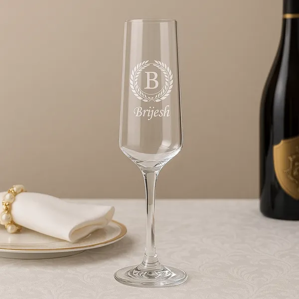 Engraved_Champagne_Glass_With_Custom_Initial_Name_250_Ml_Crystal_Flute_Laurel_Design_Personalized_Gift_For_Her_Bride_Bridesmaid_Birthday_Anniversary