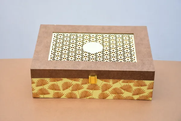 Peach_And_Gold_Decorative_Mithai_Gift_Box_With_Chocolate_Tray_And_Jar_Holders