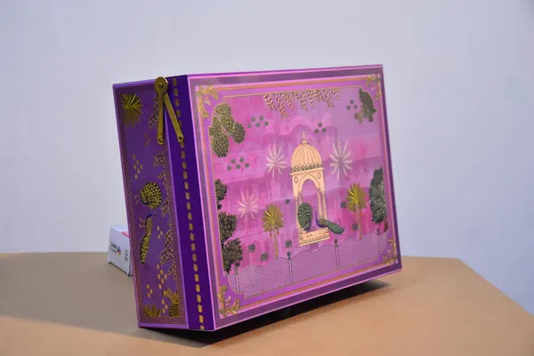 Purple_Decorative_Jewelry_Box_With_Mirror_And_Compartments