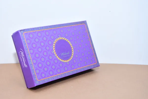 Purple_And_Golden_Decorative_Gift_Box_With_Golden_Detailing