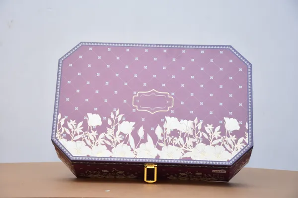 Purple_Floral_Printed_Multi-Compartment_Jewelry_And_Chocolate_Storage_Box_With_Golden_Clasp