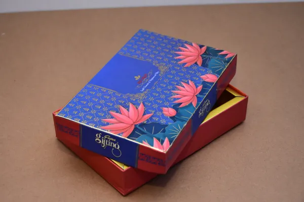 Multicolour_Premium_Lotus_Design_Gift_Box_With_Golden_Interior