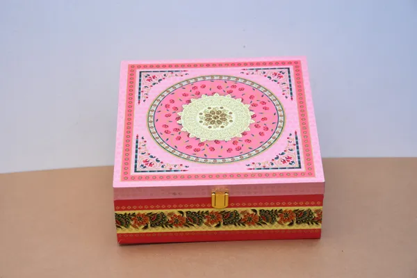 Pink_Decorative_Storage_Box_With_Meenakari_Work_Set_Of_4_Containers_With_Mirror_Lid