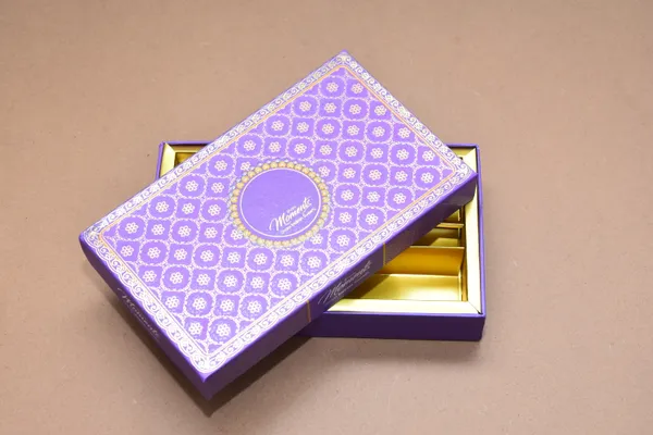 Purple_And_Golden_Decorative_Gift_Box_With_Golden_Detailing