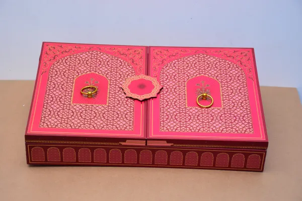 Royal_Pink_Decorative_Gift_Box_With_Golden_Detailing_Premium_Wedding_And_Festival_Gift_Packaging