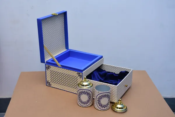 Blue_And_Gold_Decorative_Jewellery_Storage_Box_With_Ceramic_Jars
