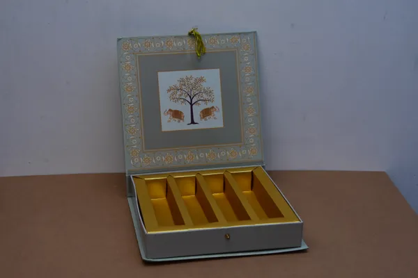 Multicolour_Decorative_Keepsake_Box_With_Tree_And_Elephant_Motif