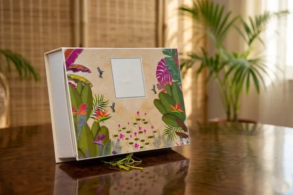 Beige_And_Tropical_Tropical_Flamingo_Decorative_Storage_Box_With_Mirror