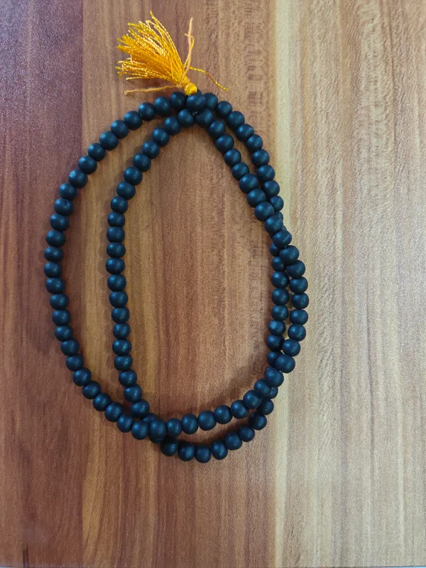 Karungali_Mala