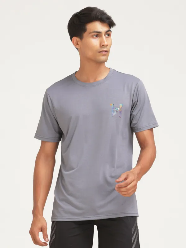 Silver_Polyester_Western_Wear_Short_Sleeve_Solid_Round_Neck_Silver_T_Shirt_For_Men