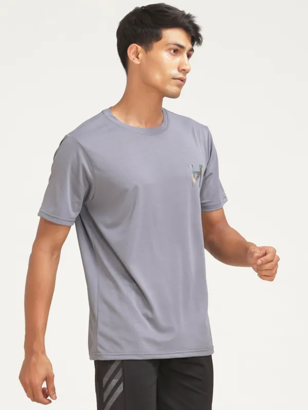 Silver_Polyester_Western_Wear_Short_Sleeve_Solid_Round_Neck_Silver_T_Shirt_For_Men
