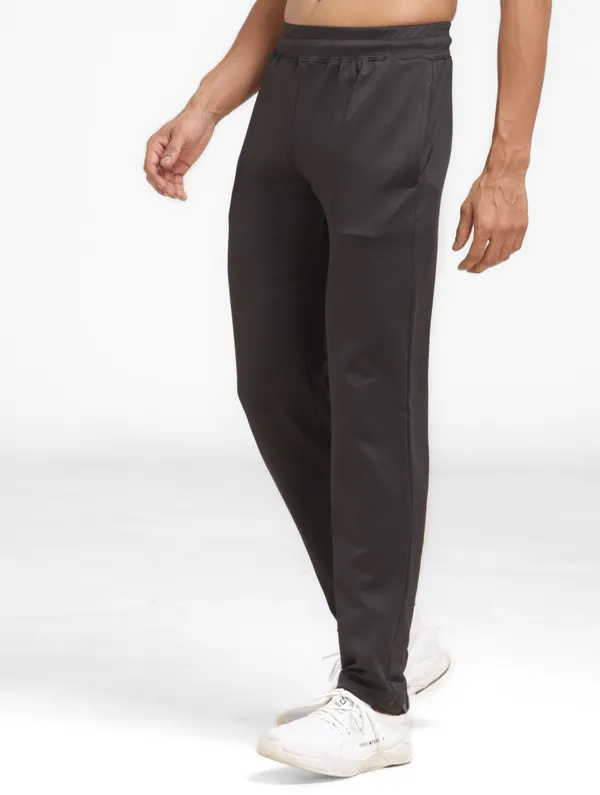 Black_Polyester_Sportswear_Solid_Track_Pants_For_Men