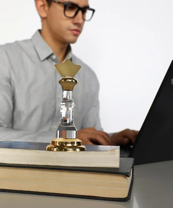 ZAHEPA_Chess_King_Acrylic_Paperweight_for_Office_Table,_Stylish_Desk_Accessory_&_Desktop_Decor,_Gold_Chess_Statue_Showpiece,_Fancy_Paper_Holder_Gift_for_Men,_Professionals,_Students_&_Corporate