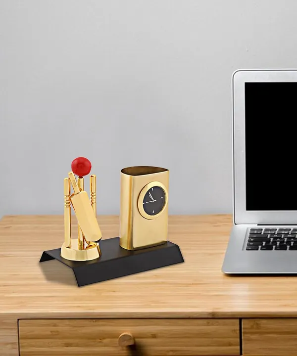 ZAHEPA_Cricket_Kit_Metal_Pen_Stand_with_Analog_Table_Clock,_Desktop_Organizer_Pencil_Holder,_Decorative_Showpiece_for_Office_Desk_Decor,_Compact_Durable_Accessory,_Corporate_Gift_for_Men