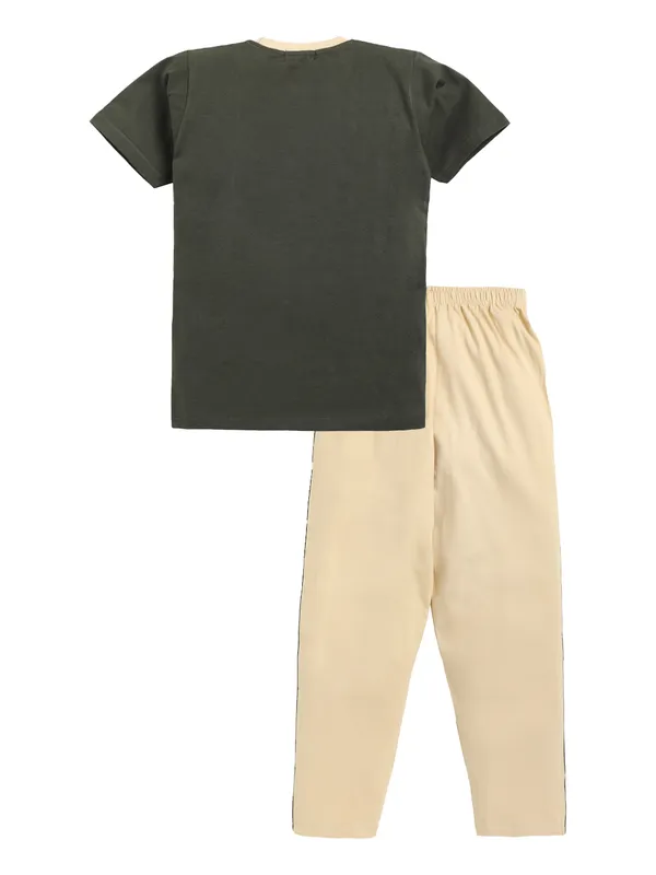 Green_Cotton_T-Shirt_Track_Pant_Joggers_Set_For_Boys